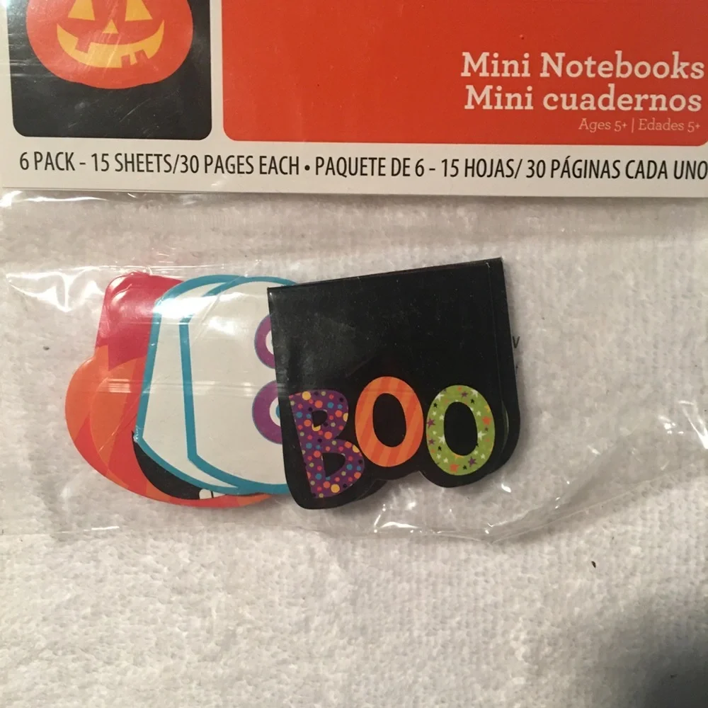 NWT mini Halloween notebooks